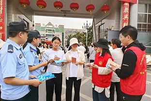 手感都不行！阿不都&齐麟&朱旭航合计贡献42分 三分29中5